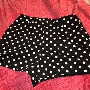 Dotted High Wasted Shorts
